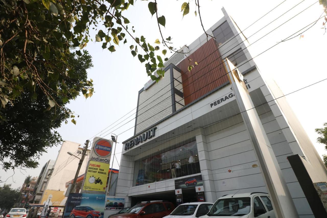 Oyo 9999 Hotel La Wisteria Delhi  Dış mekan fotoğraf